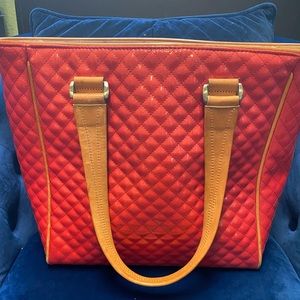 Consuela Classic Tote, Cayenne color